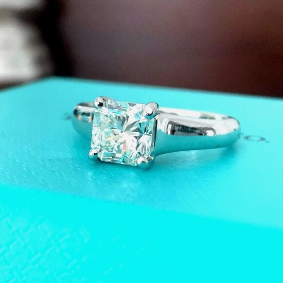 MINT! TIFFANY AND CO VVS 1CT++ PLATINUM WEDDING RING WITH BOX AND PAPER!! - Picture 6 of 10